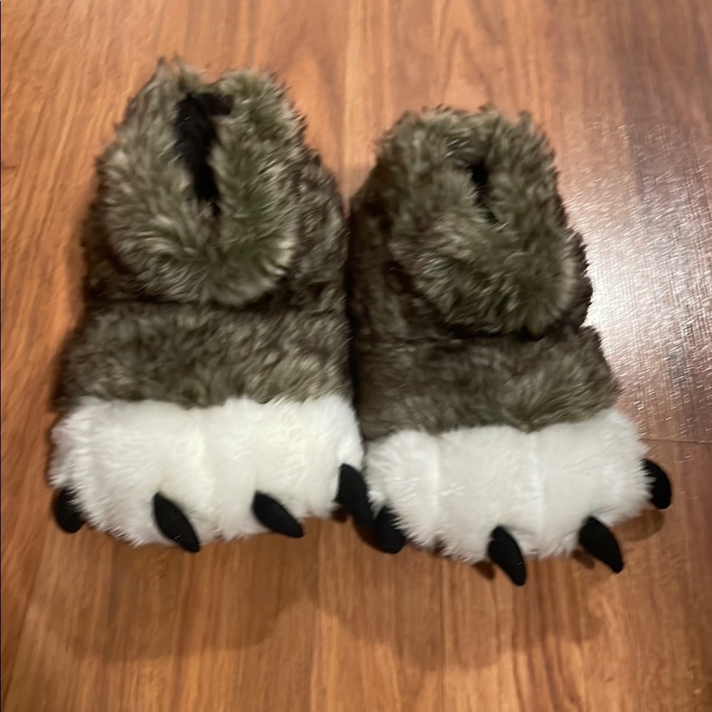 Lazy ones wolf slippers